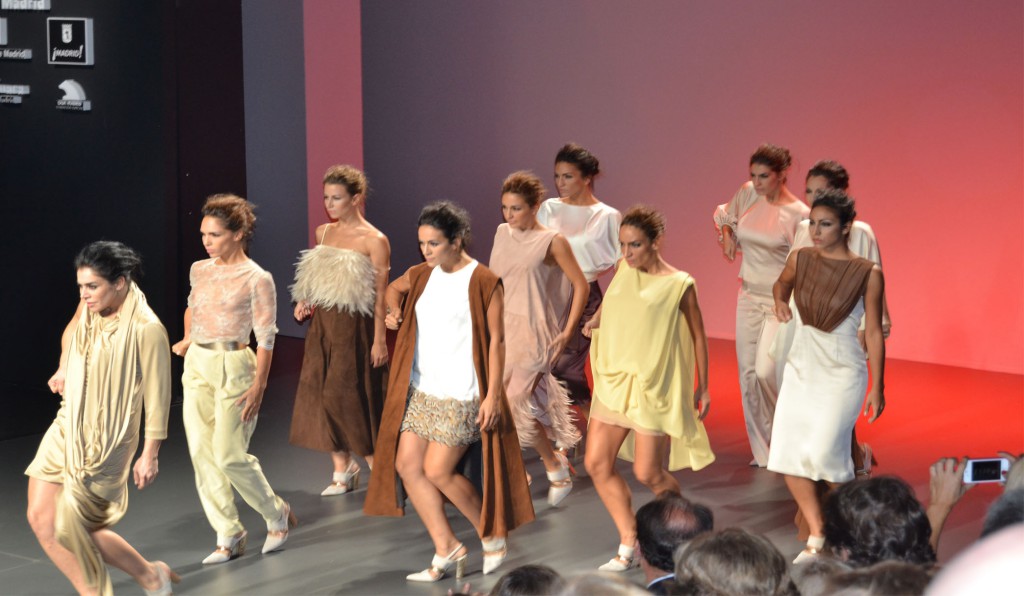 desfile duyos