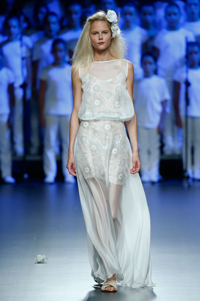 duyos_pasarela_507202087_683x