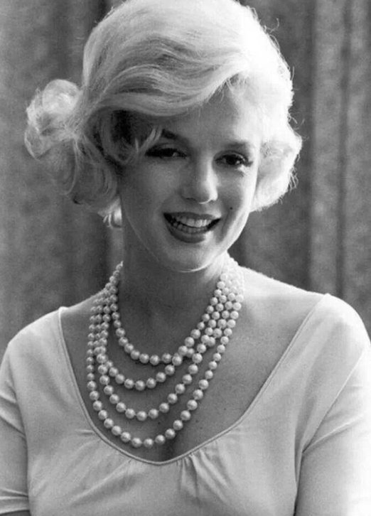 MIKIMOTO