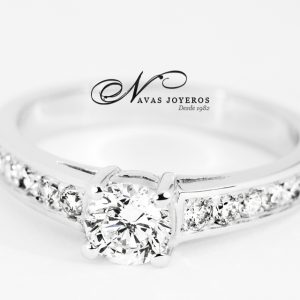 SERRANO, Solitario de diamantes