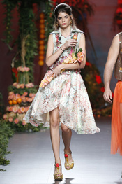 francis_montesinos_pasarela_401883890_175x263