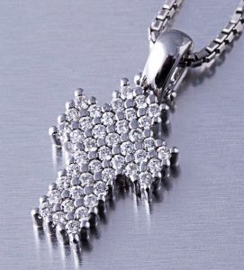 colgante-de-diamantes-modelo-judith-navas-joyeros-web