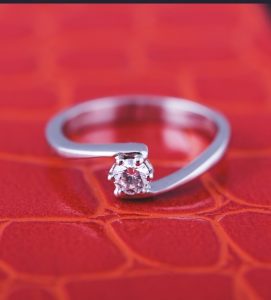 solitario-de-diamantes-troya-navas-joyeros-creatividad