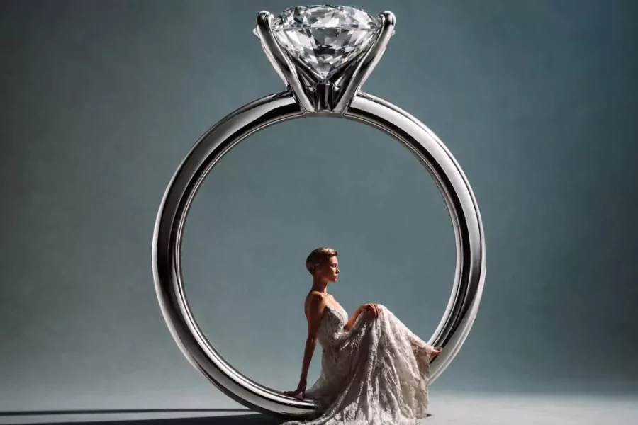 anillo de compromiso