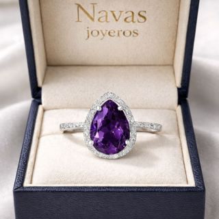 Anillo de amatista y diamantes Bolivia estuche 