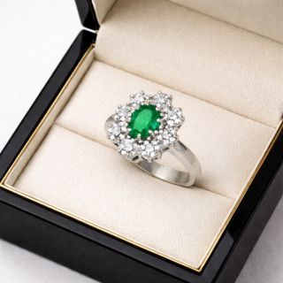 Anillo de esmeralda y diamantes Ganges estuche