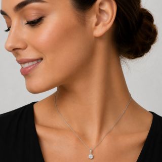 Colgante de diamantes Nadia modelo