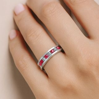 Anillo de rubí y diamantes Imadi modelo