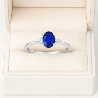 Anillo de zafiro y diamantes Luxemburgo  estuche