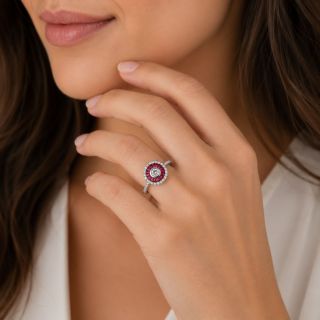 Anillo de rubí y diamantes OJO de Perdiz modelo