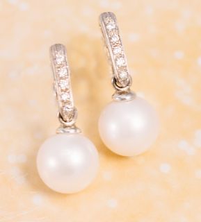 Pendientes de perlas y diamantes Australia creatividad