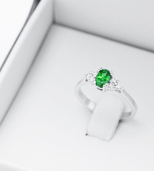 ANILLO DE ESMERALDA