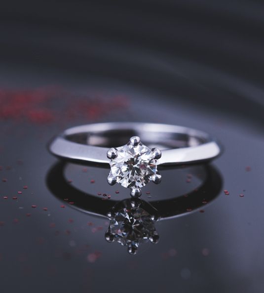 anillo de compromiso