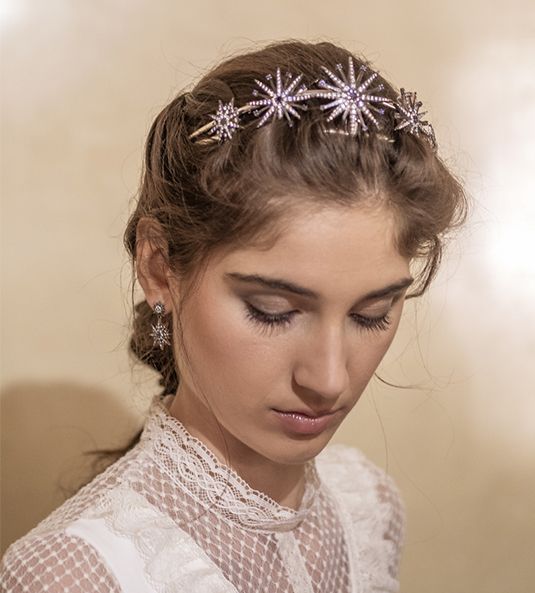tiara de plata para una boda