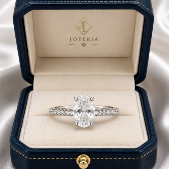 Anillo de diamantes Leticia estuche