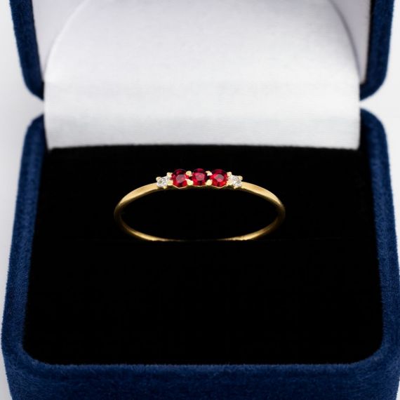 Anillo de rubí y diamantes Sicilia estuche