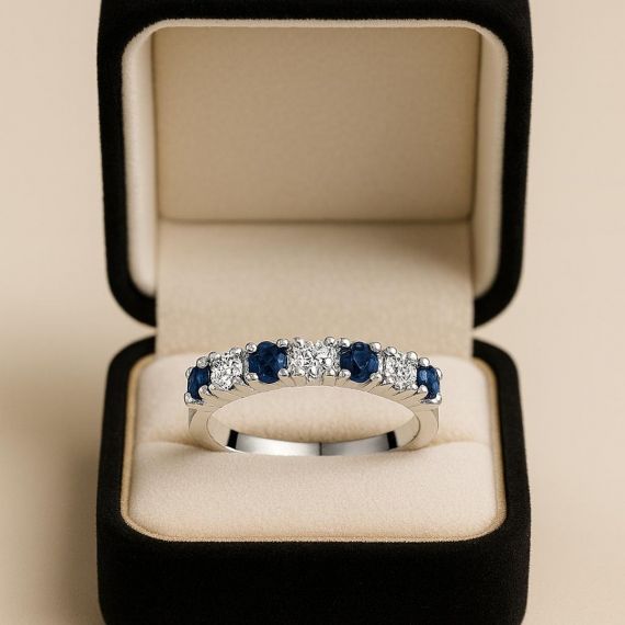 Anillo de zafiro y diamantes Bogota estuche
