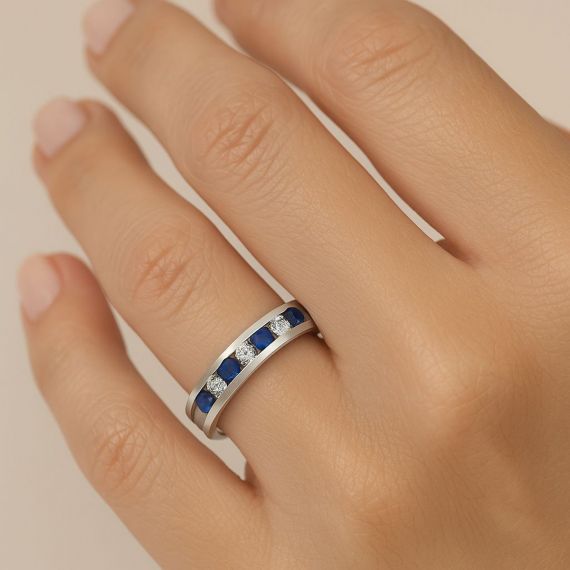 Anillo de zafiro y diamantes imadi  modelo