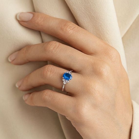 Anillo de topacio y diamantes Madras modelo