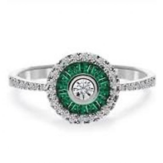 Anillo de granate verde y diamantes OJO de Perdiz 