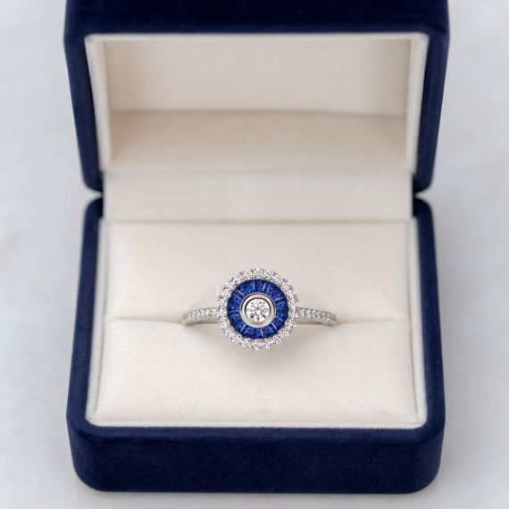 Anillo de zafiro y diamantes OJO de perdiz estuche